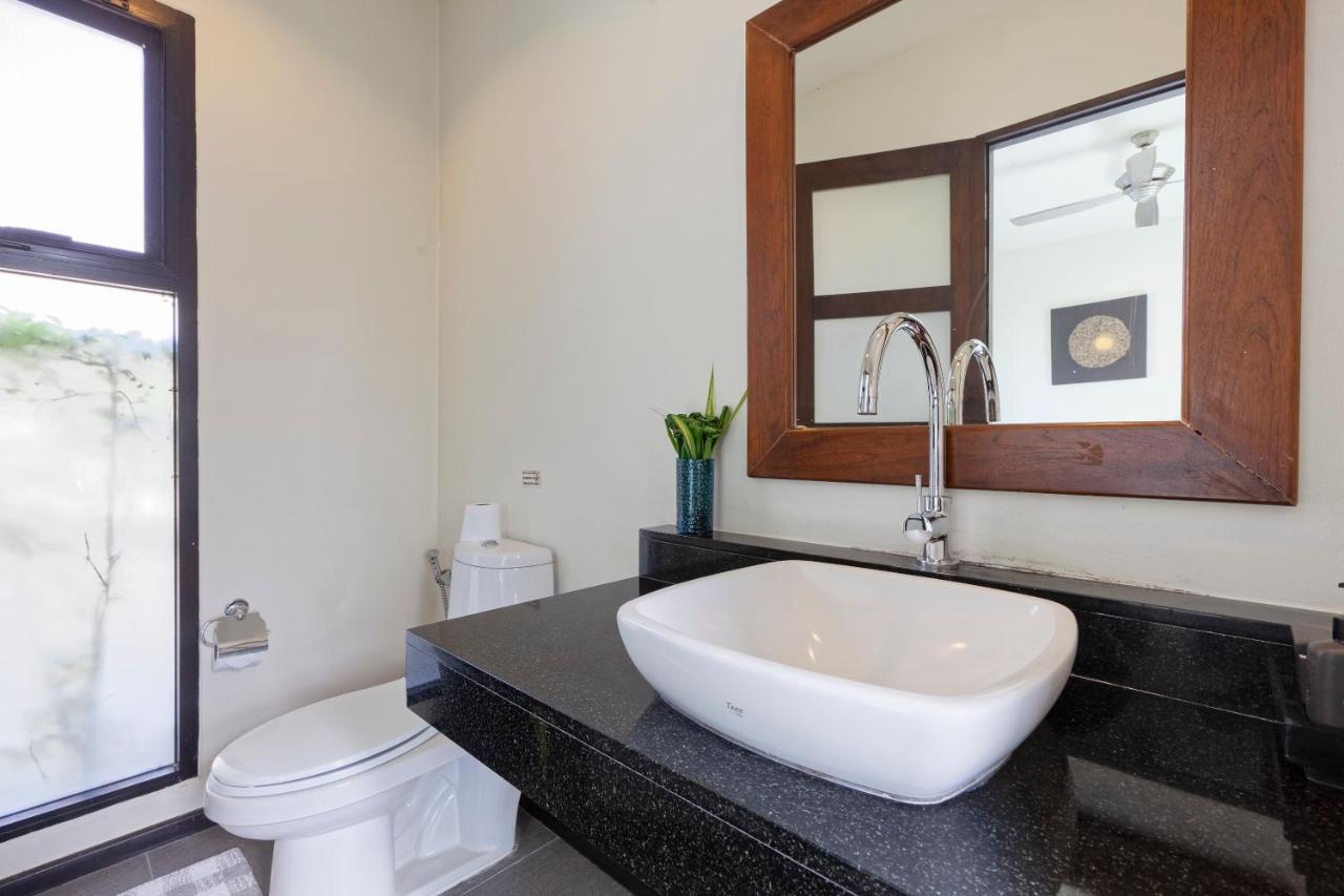 Foxtail Palm Villa Rawai 외부 사진