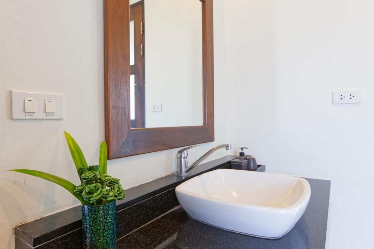 Foxtail Palm Villa Rawai 외부 사진
